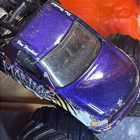 Mini Maniac - Picture 4 of 4